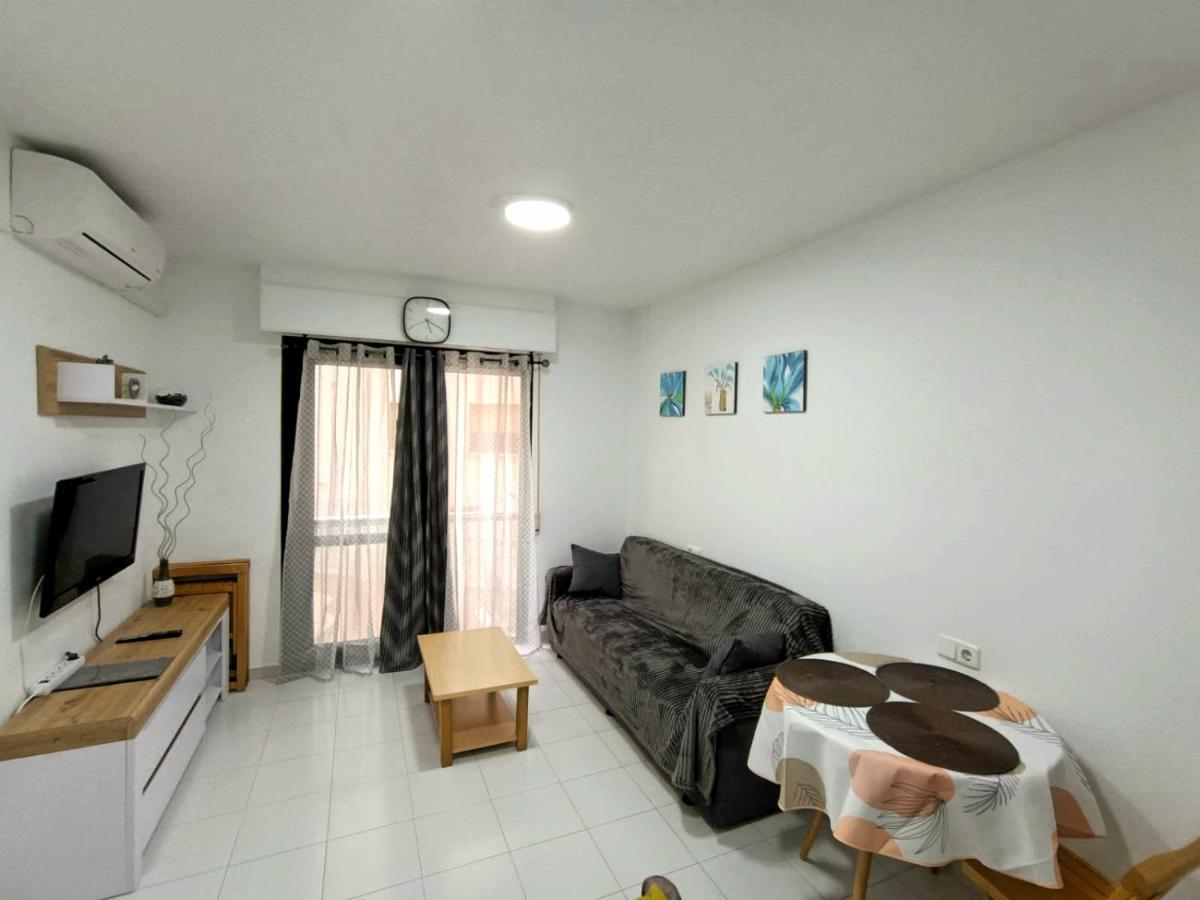 Estudio Gato Del Mar ตอร์เรเวียคา ภายนอก รูปภาพ